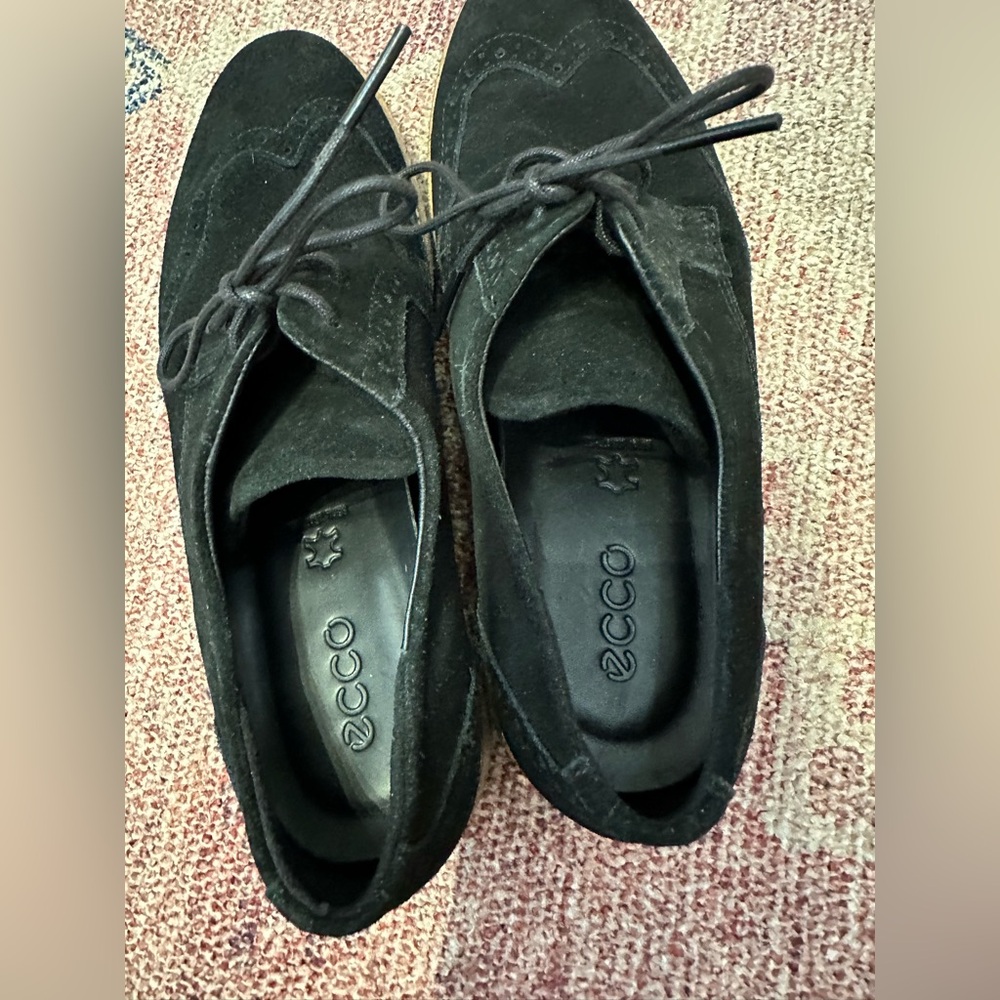 Ecco women’s black suede wingtip loafers size 39 8 - Picture 5 of 13